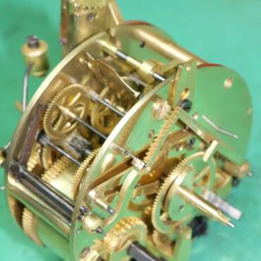 Morden quartz clock repairs